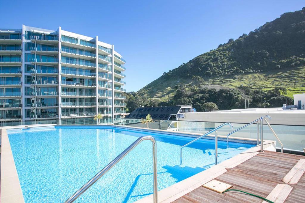 Marvelous Downtown Apartment Moments From Main Beach With Heated Pool, Gym And Parking Mount Maunganui Exterior foto